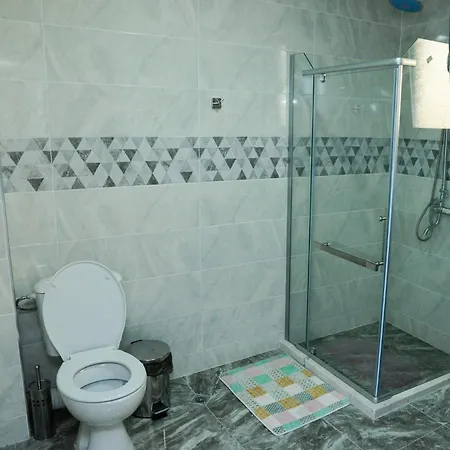 хаджиеви أوجنيانوفو